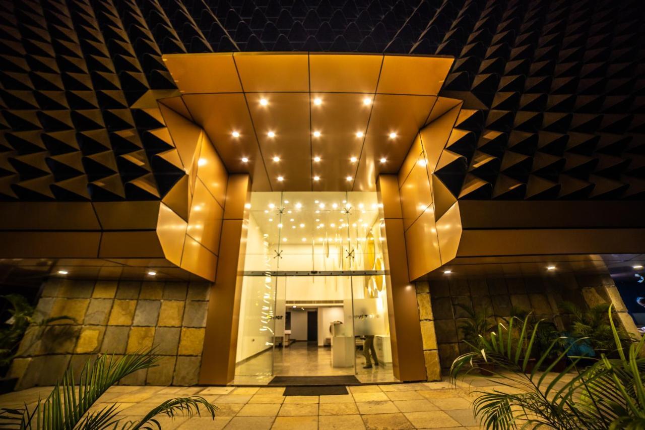 Poppys Tower Hotel Coimbatore Exterior foto